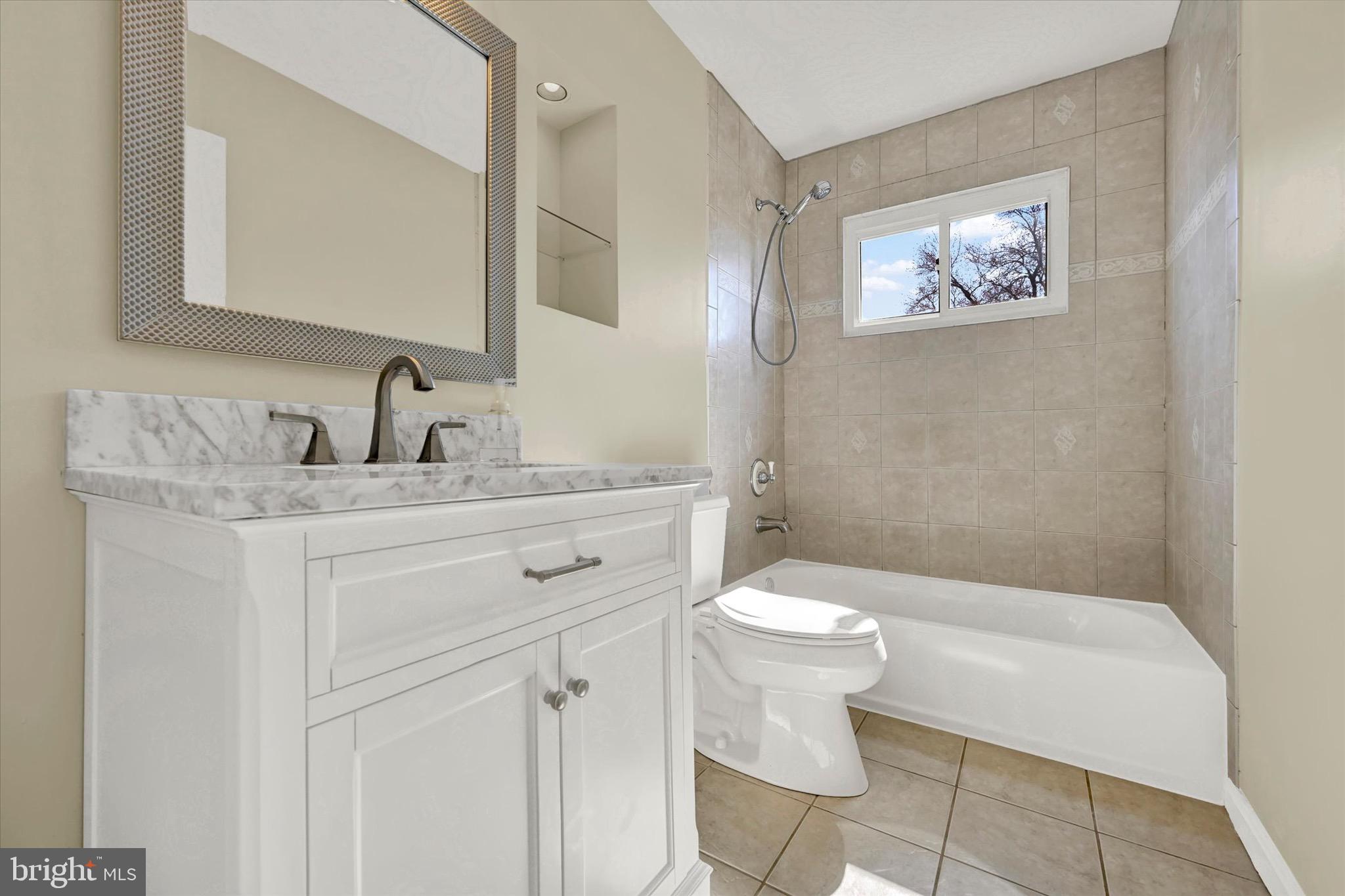 SUBURBIA - Residential