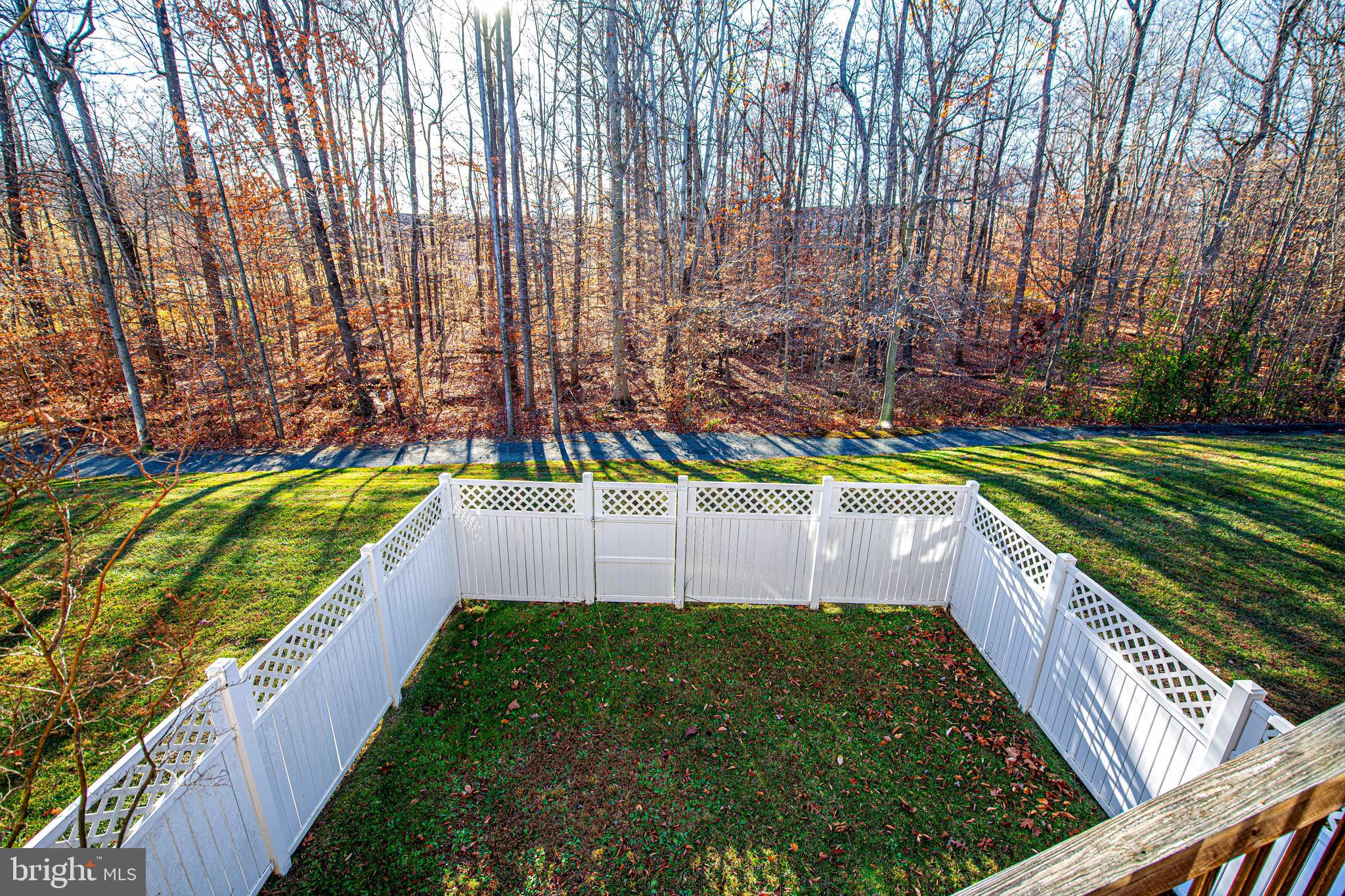 HOLLY WOODS - Residential