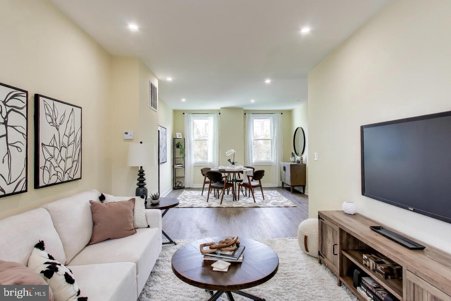 HAMPDEN HISTORIC DISTRICT - Residential