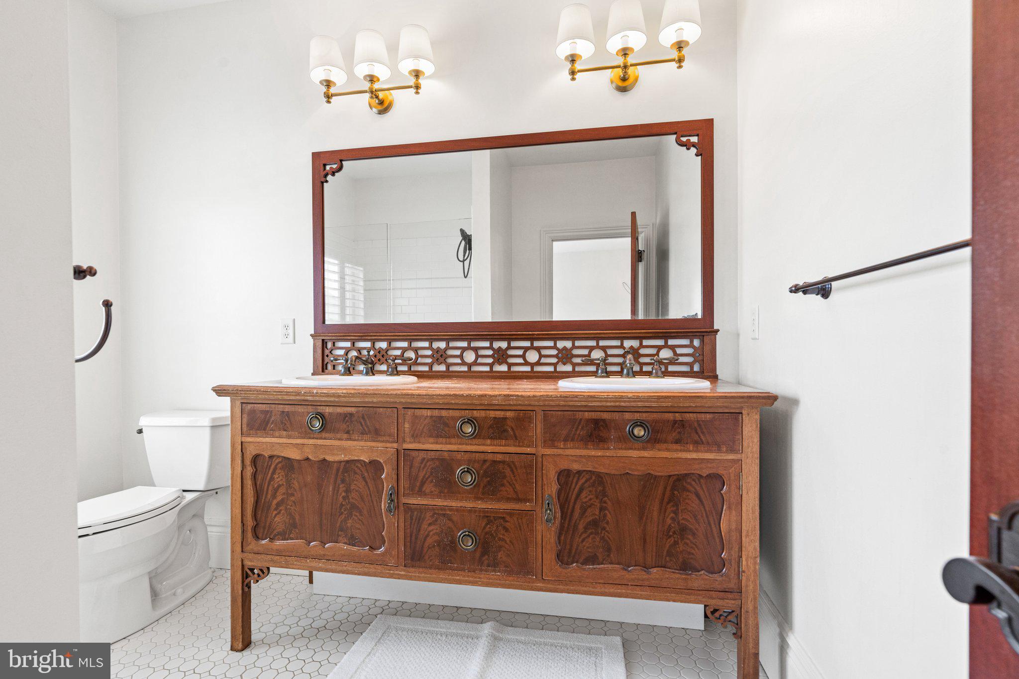 WILSHIRE ESTATES - Residential