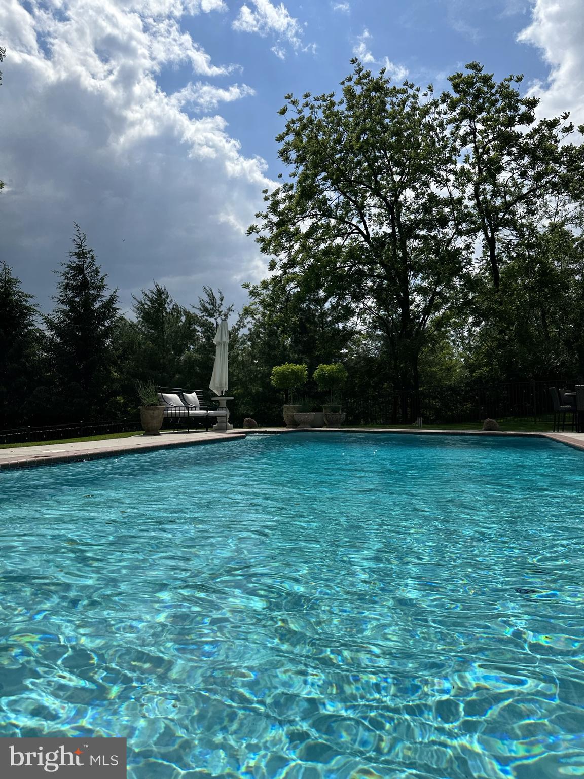 WILSHIRE ESTATES - Residential