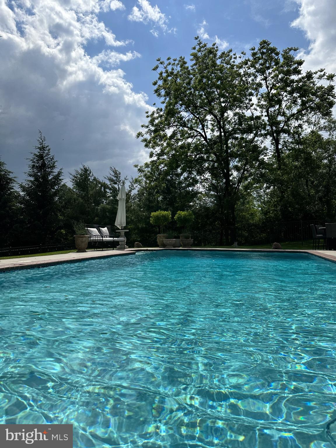 WILSHIRE ESTATES - Residential