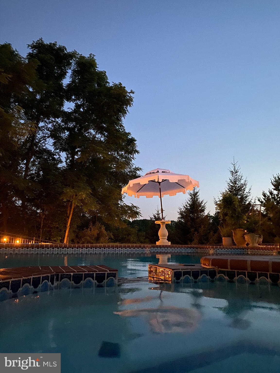 WILSHIRE ESTATES - Residential