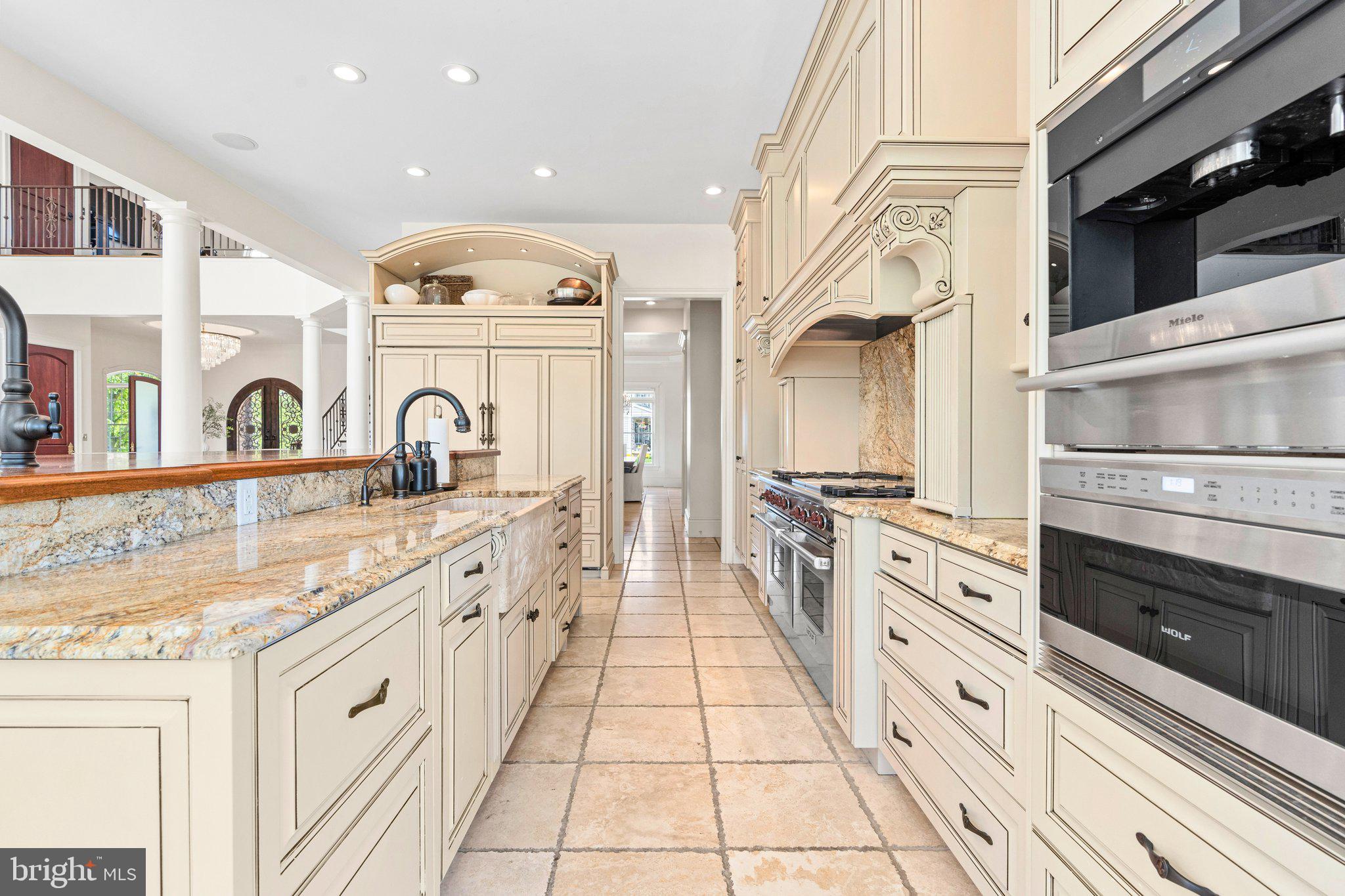 WILSHIRE ESTATES - Residential