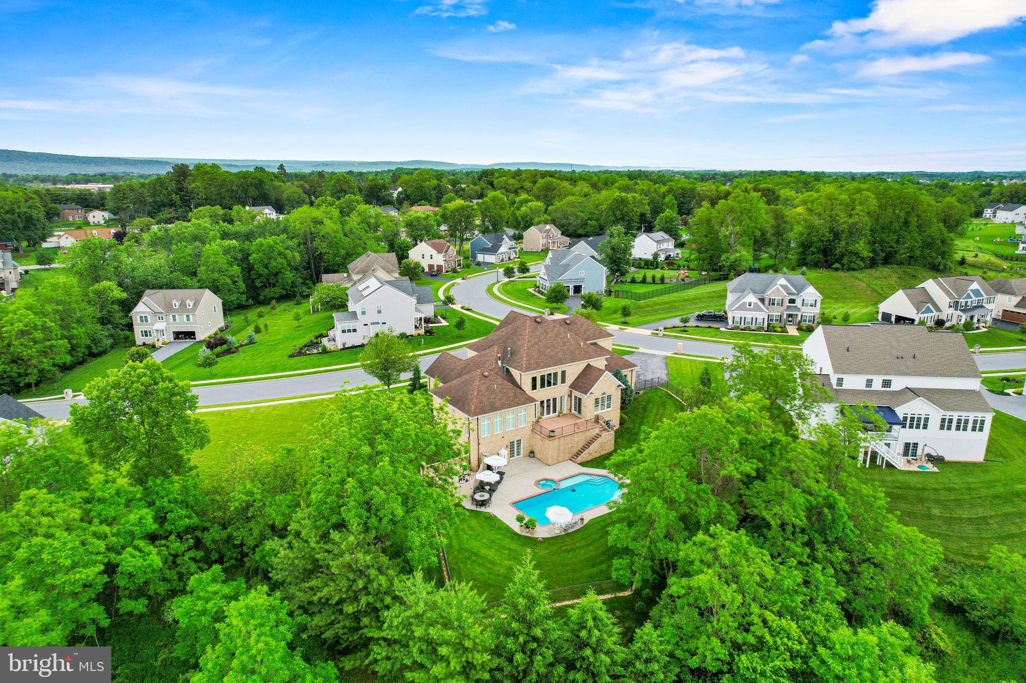 WILSHIRE ESTATES - Residential