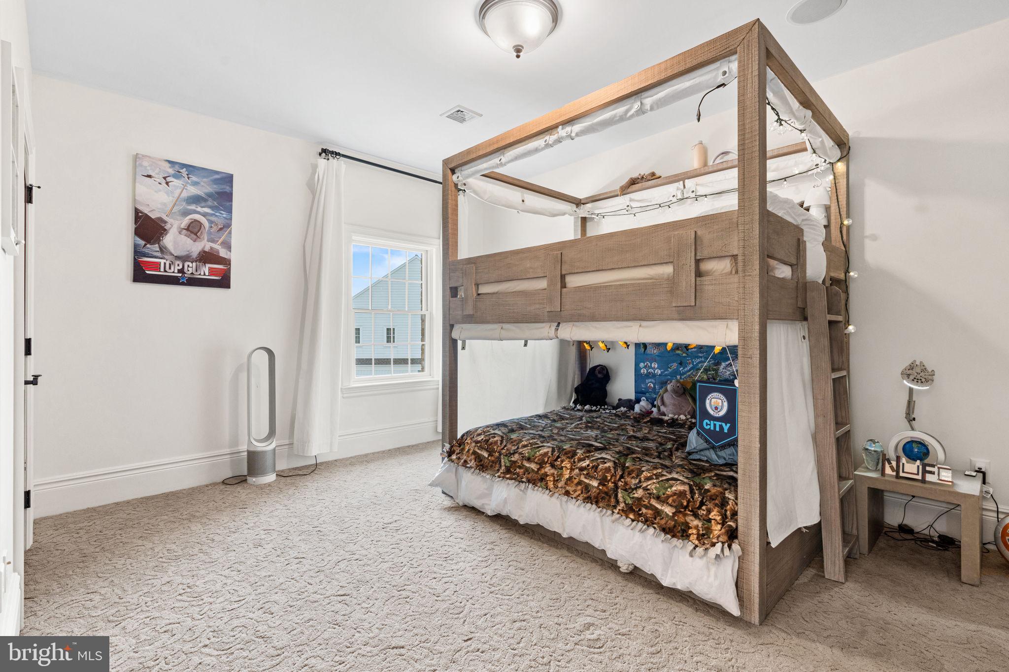 WILSHIRE ESTATES - Residential