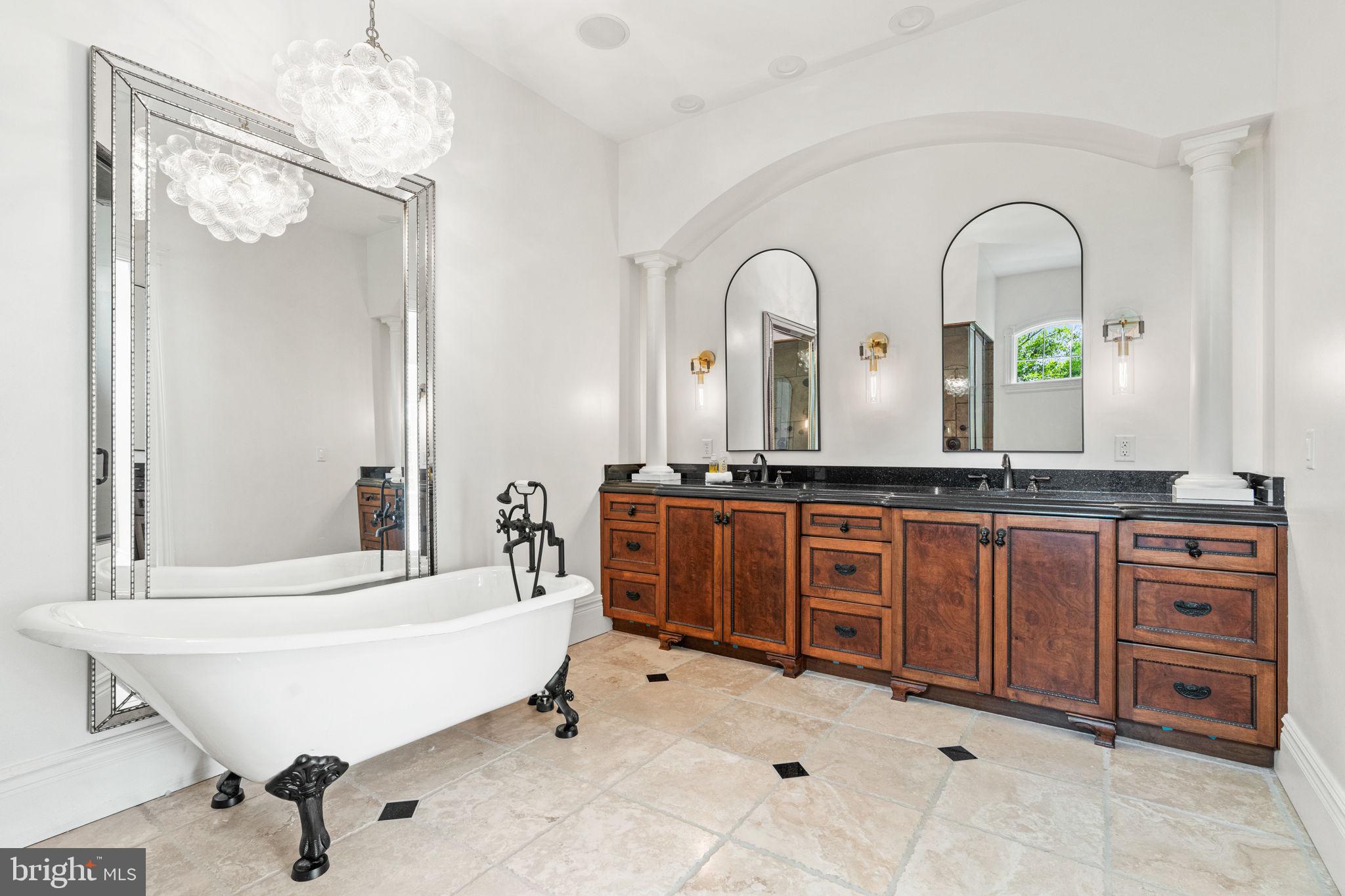 WILSHIRE ESTATES - Residential