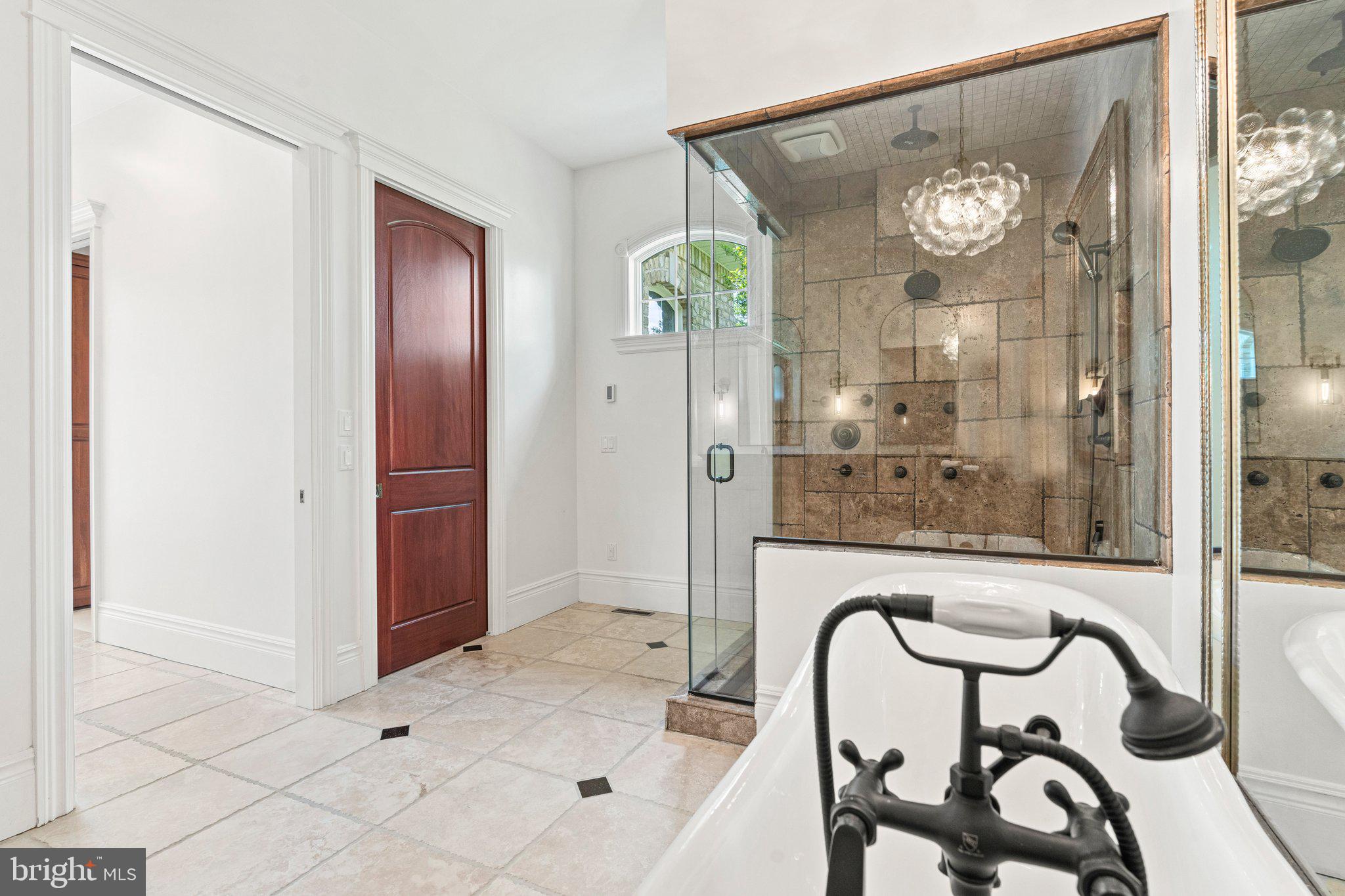 WILSHIRE ESTATES - Residential