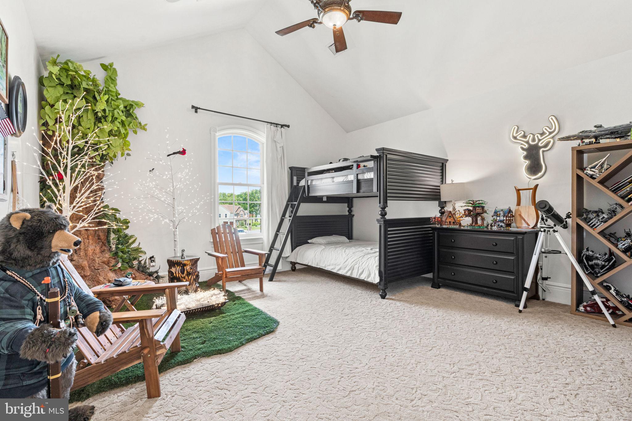 WILSHIRE ESTATES - Residential