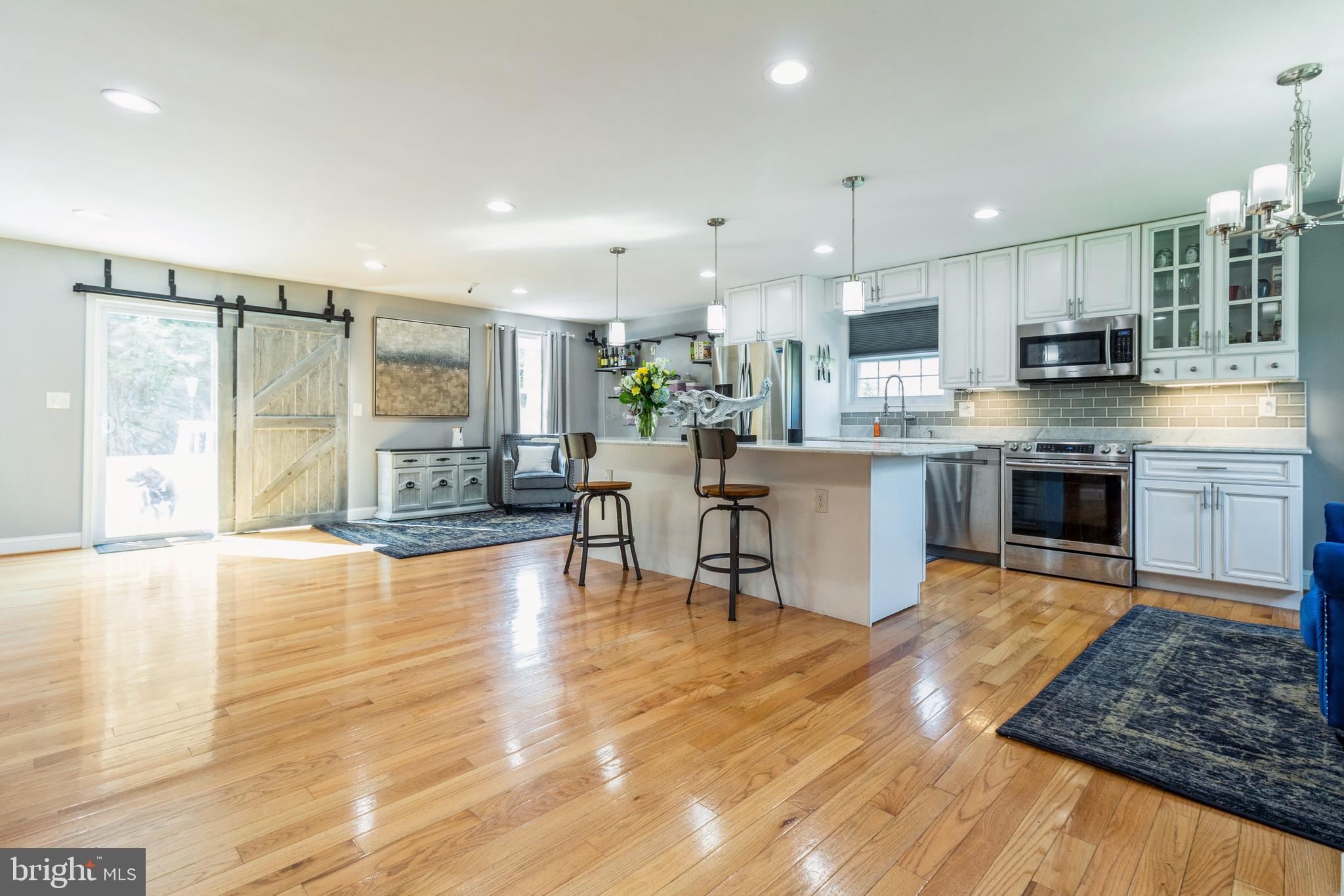 STONEY RIDGE FARM - Residential