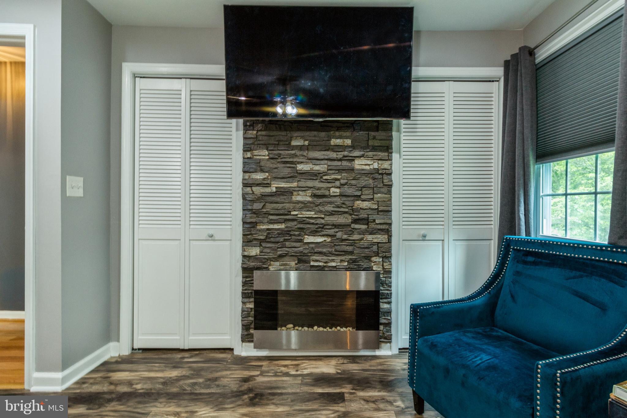 STONEY RIDGE FARM - Residential