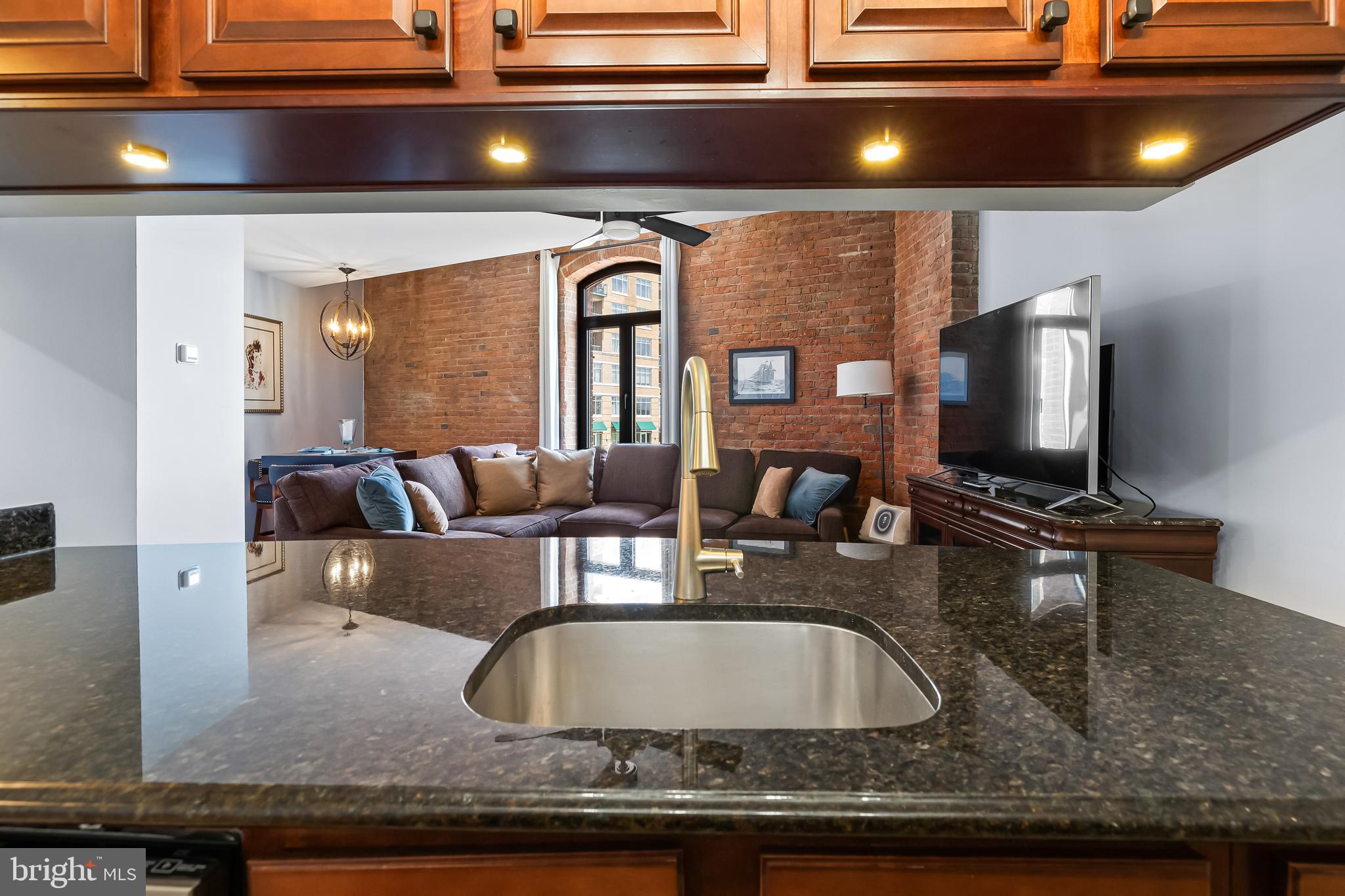 FELLS POINT HISTORIC DISTRICT - Residential Lease