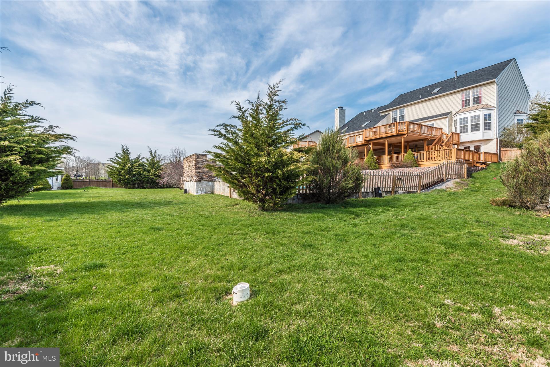 FOXLEIGH MEADOWS - Residential