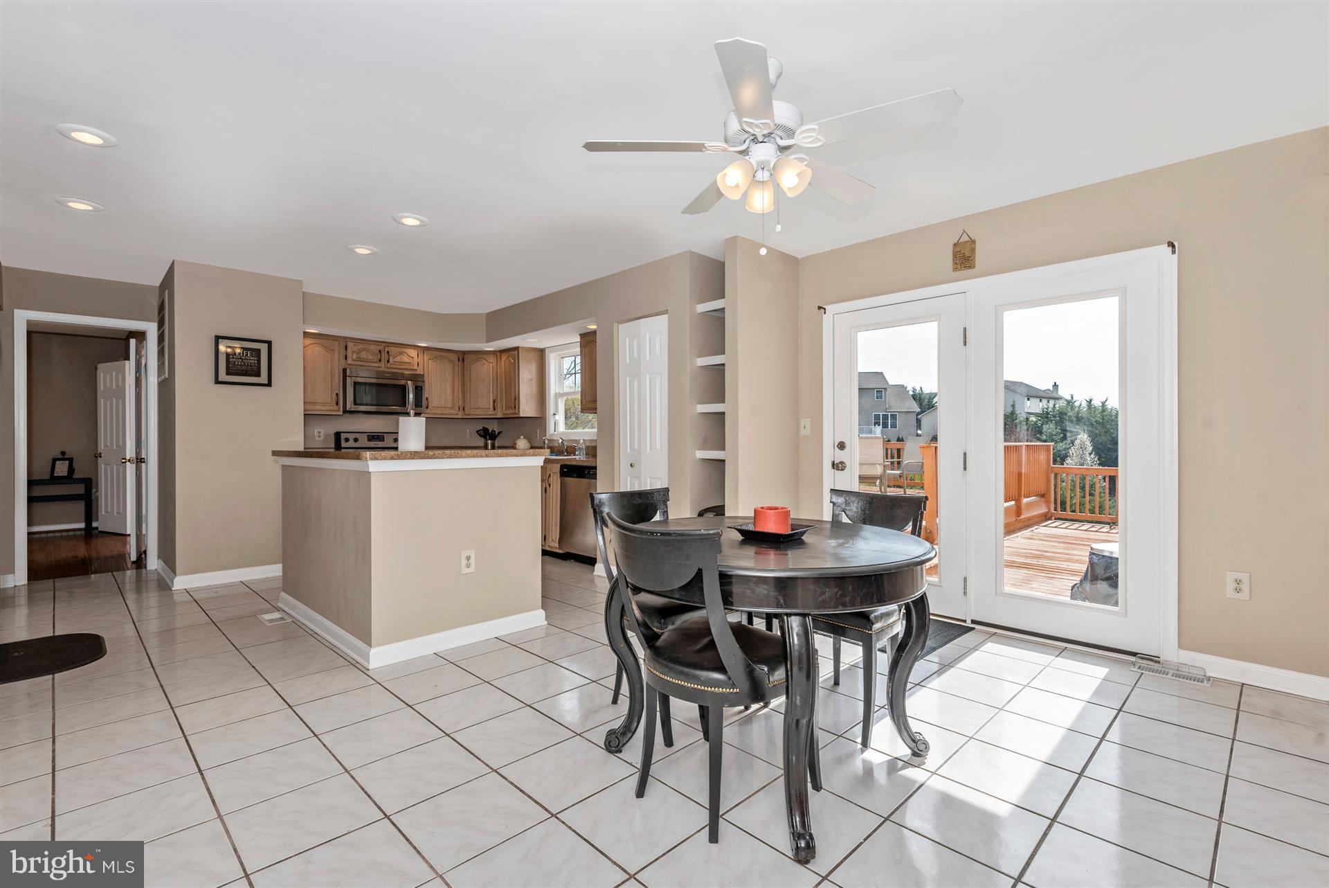 FOXLEIGH MEADOWS - Residential