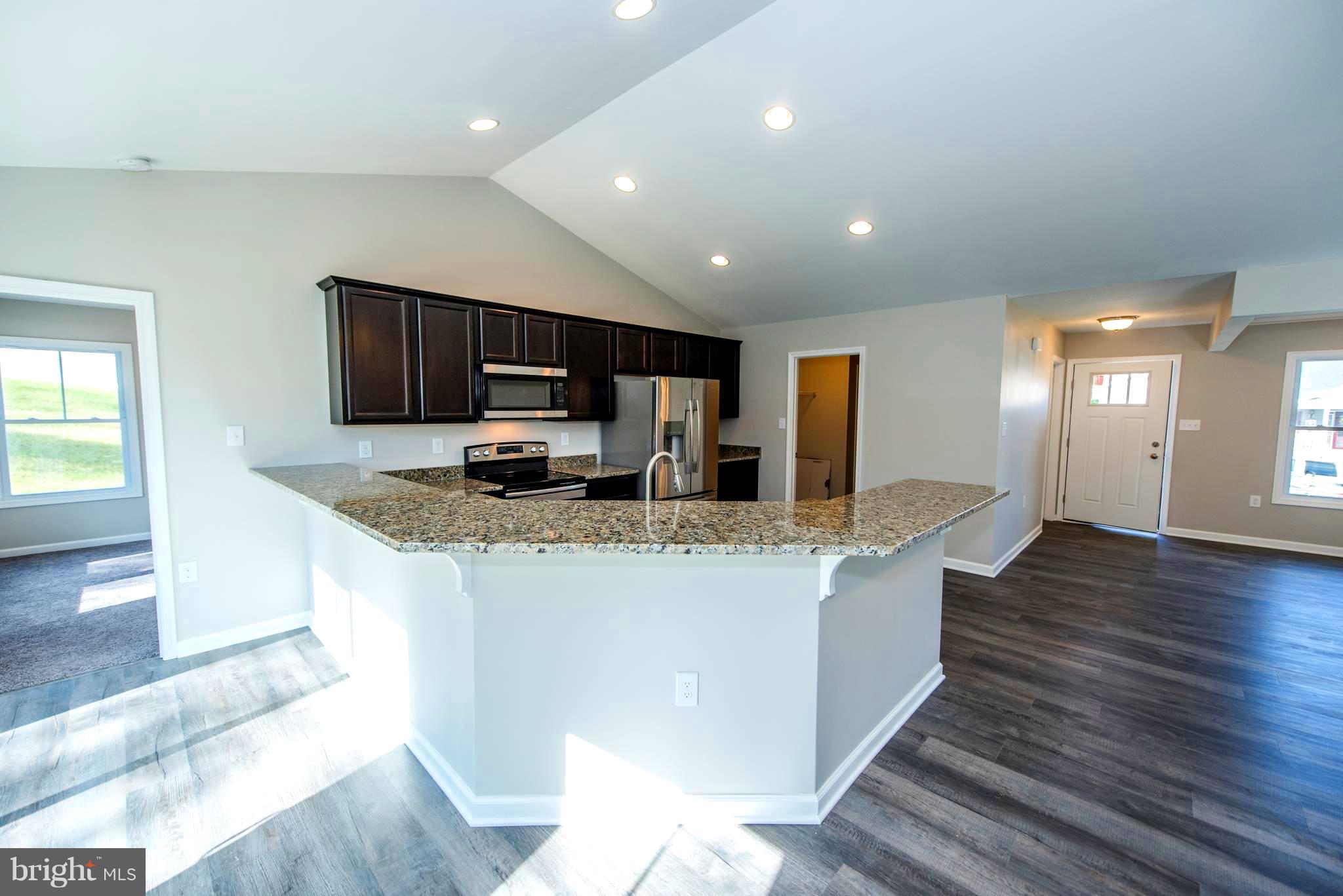 RED HILL - Residential