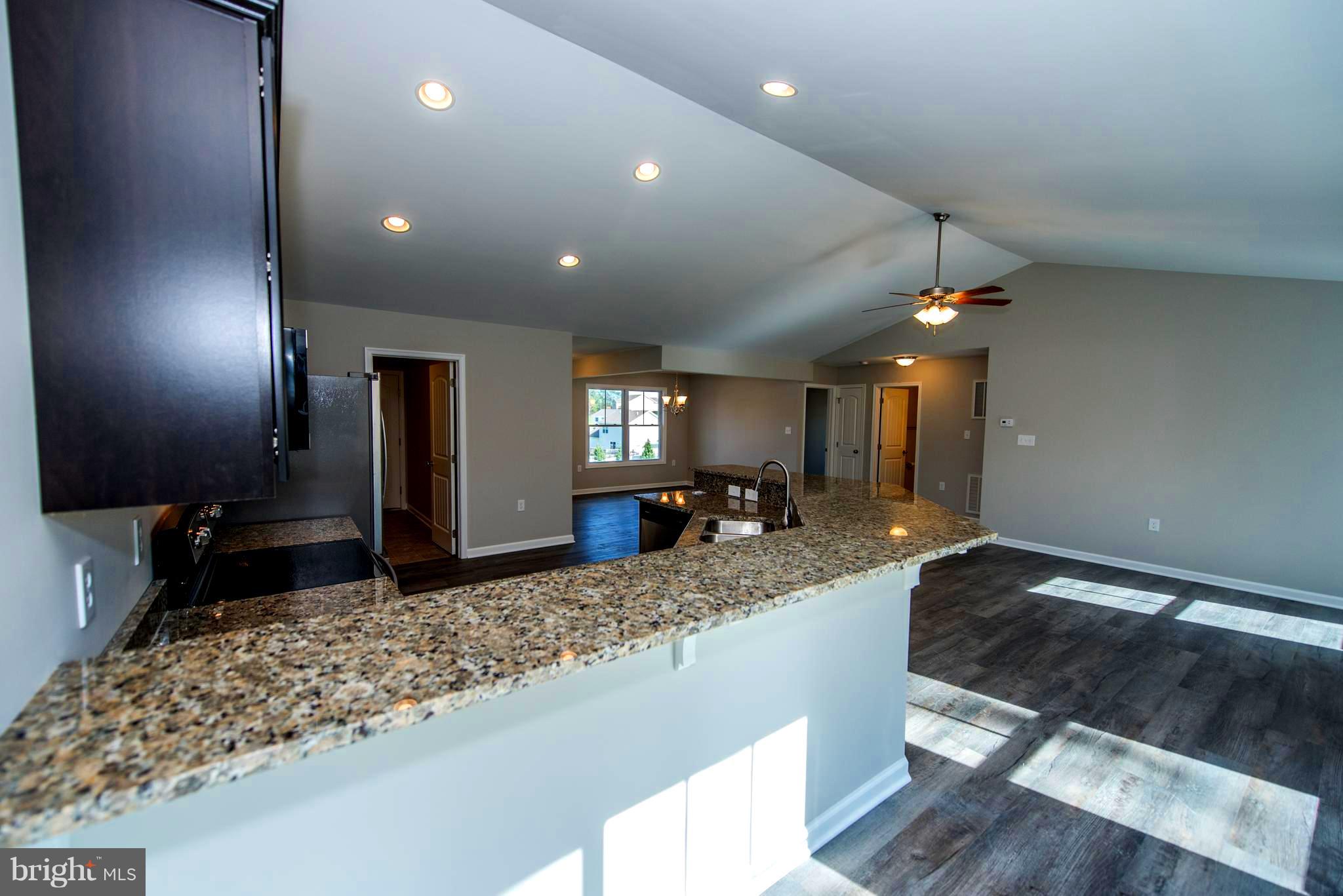 RED HILL - Residential