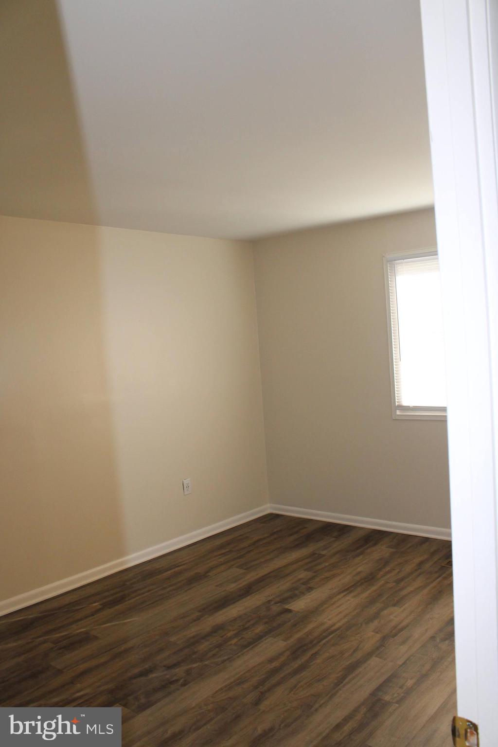 CINNAMON RIDGE CONDO - Residential Lease