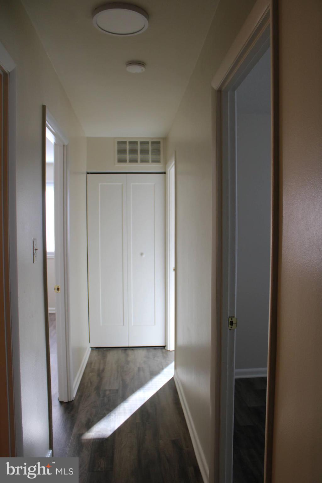 CINNAMON RIDGE CONDO - Residential Lease