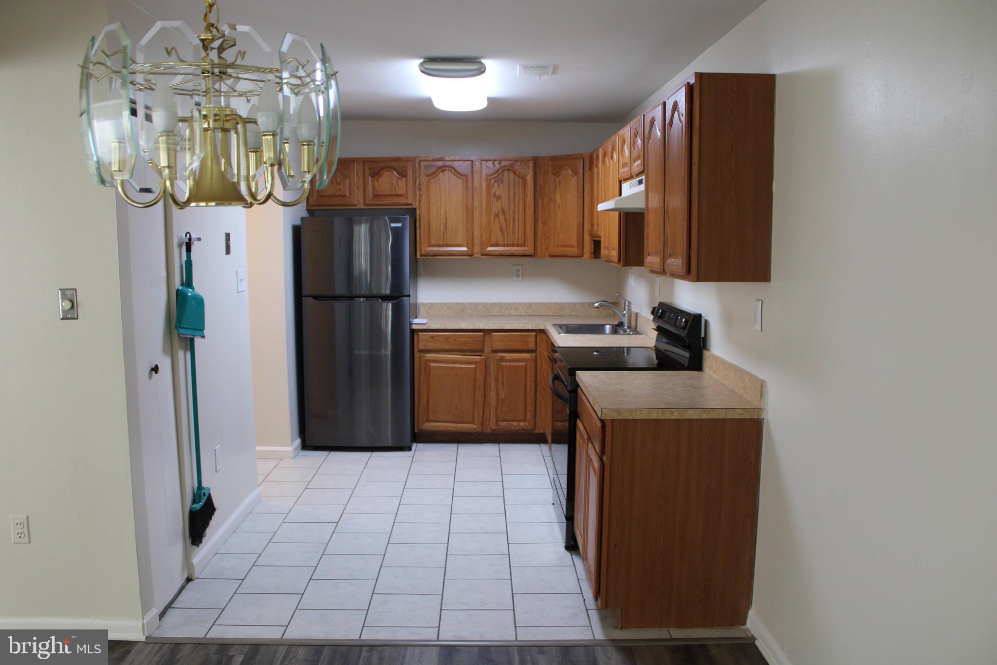 CINNAMON RIDGE CONDO - Residential Lease