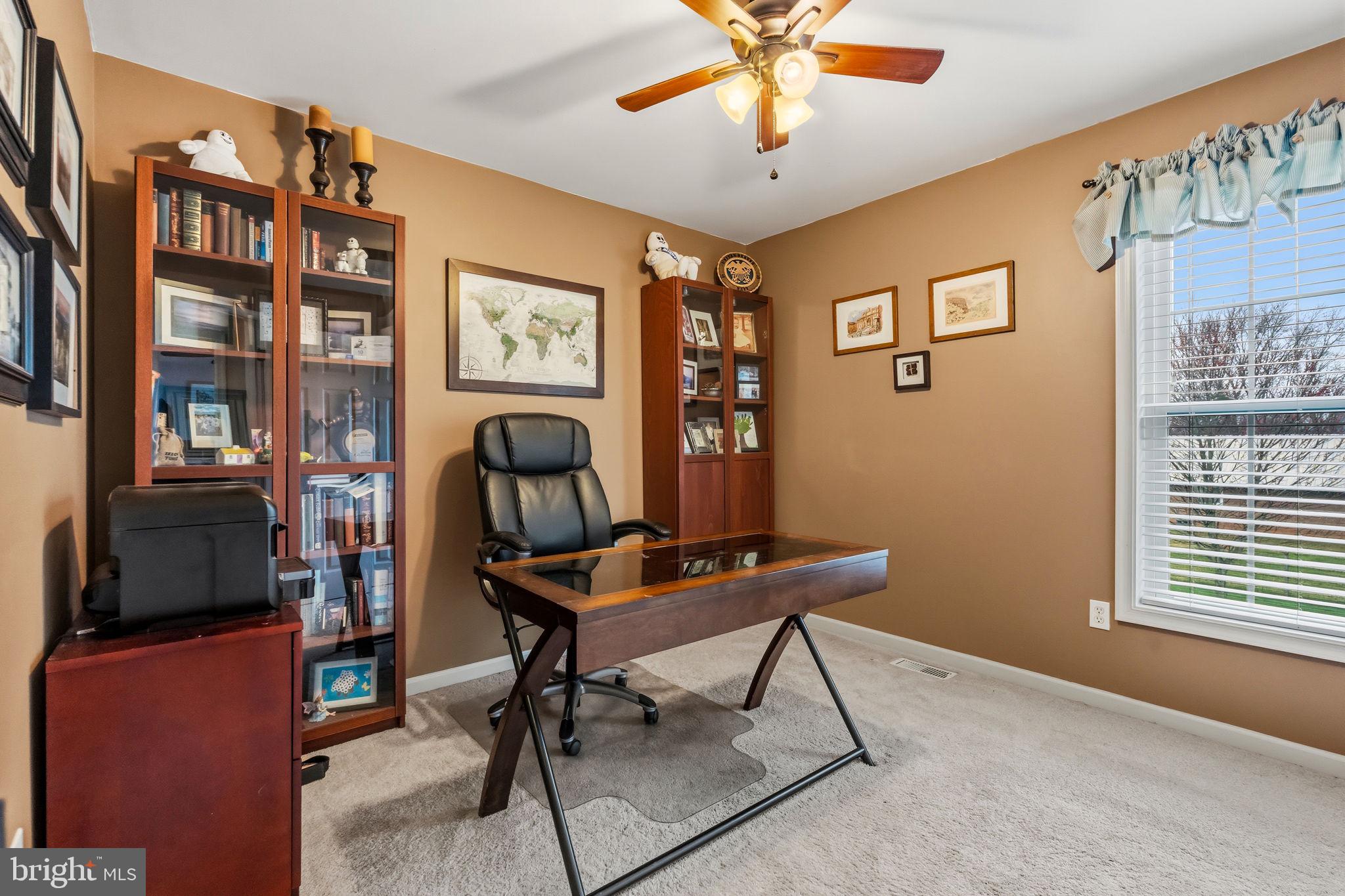 TWIN PONDS - Residential