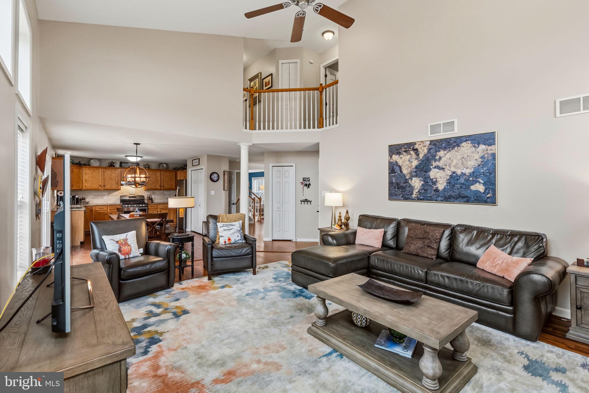 TWIN PONDS - Residential