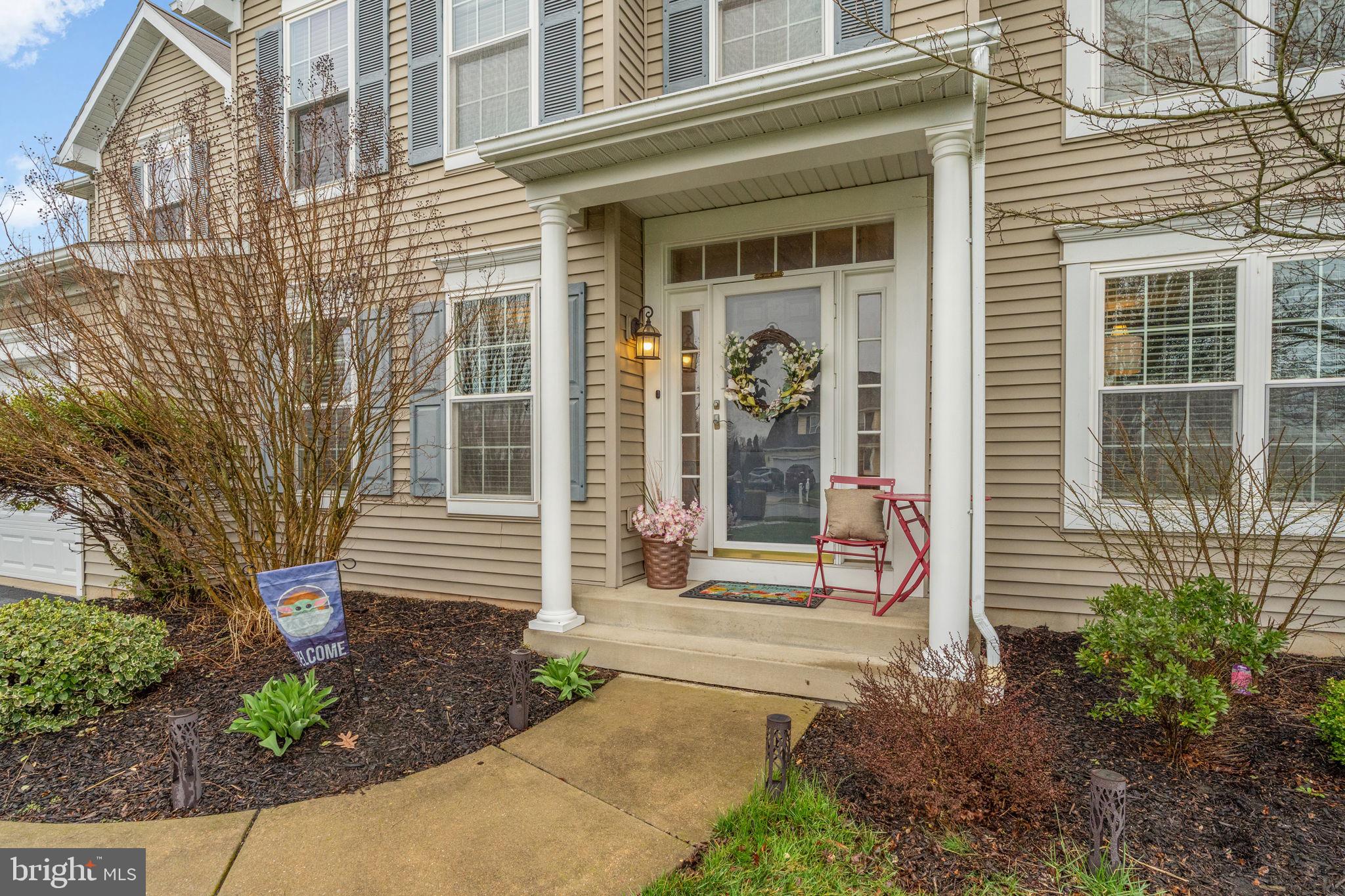 TWIN PONDS - Residential