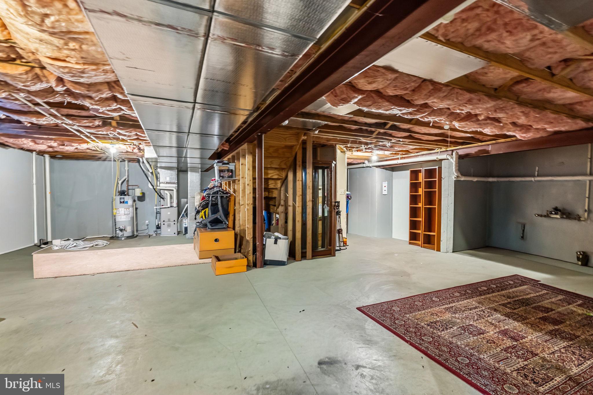 TWIN PONDS - Residential