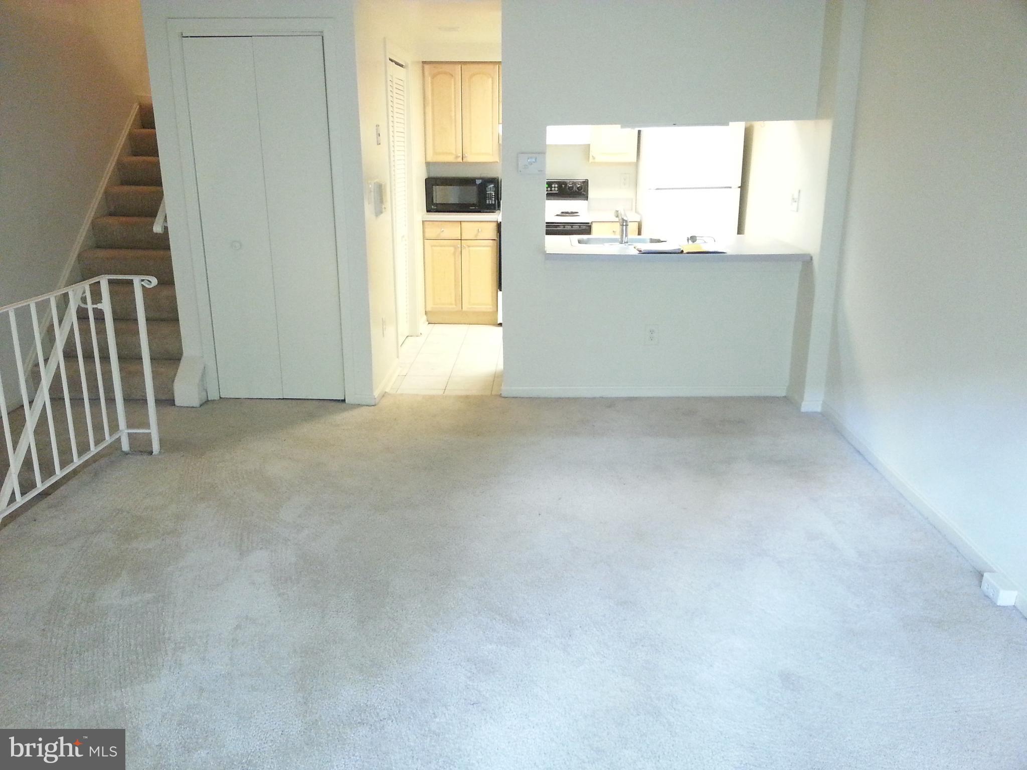 CHRISTOPHER COURT - Residential Lease