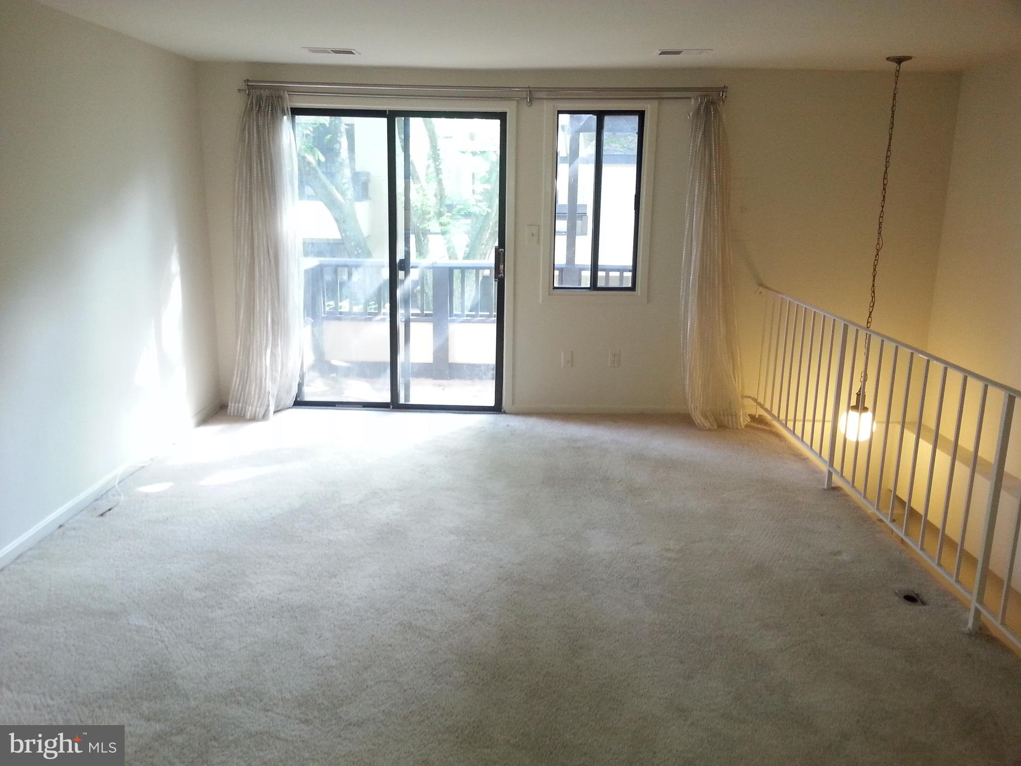 CHRISTOPHER COURT - Residential Lease