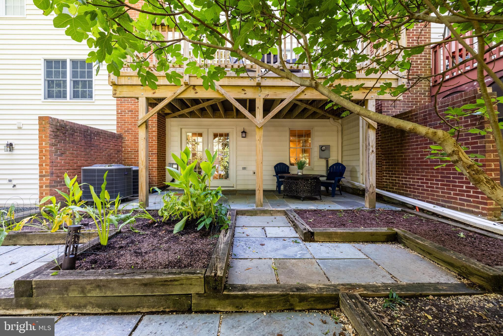 LIMEWOOD MEWS - Residential