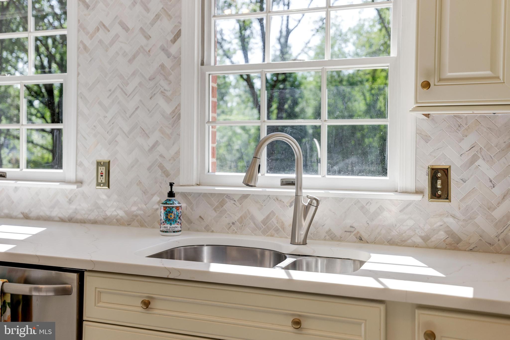 LIMEWOOD MEWS - Residential