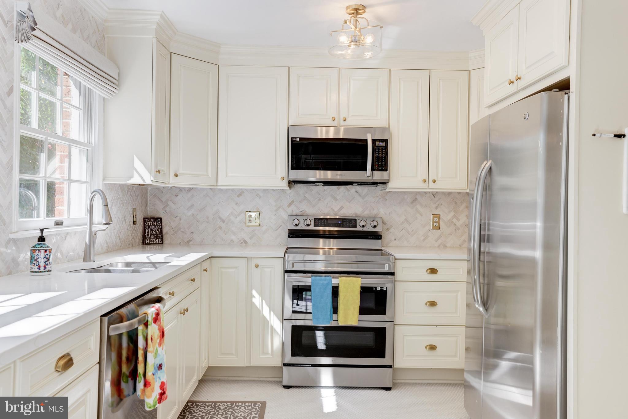 LIMEWOOD MEWS - Residential