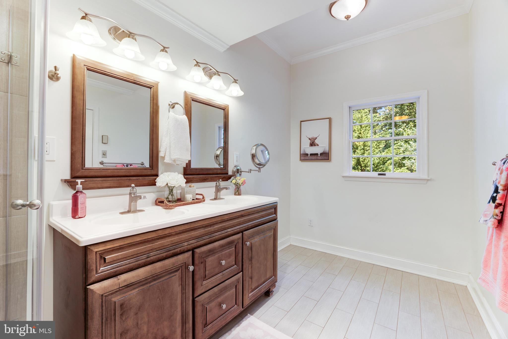 LIMEWOOD MEWS - Residential