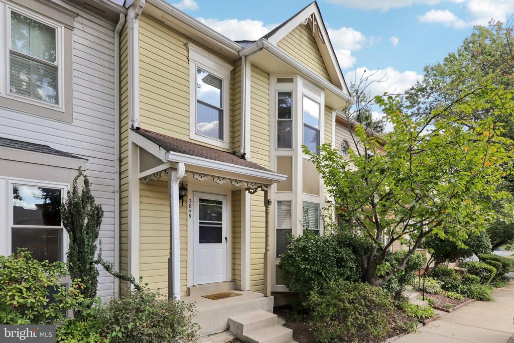 Photo of 2849 Schoolhouse Circle, SILVER SPRING, MD 20902 (MLS # MDMC2202932)