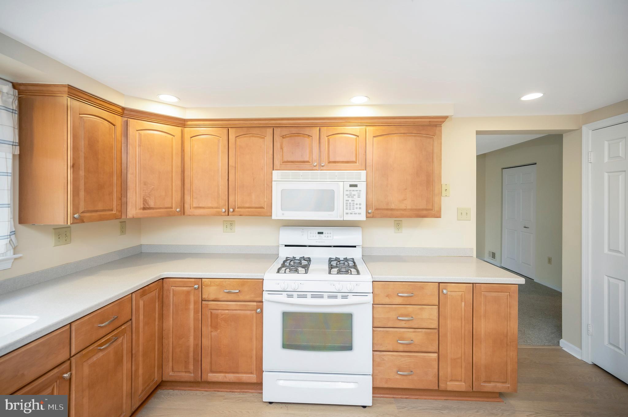 WAVERLY VILLAGE - Residential