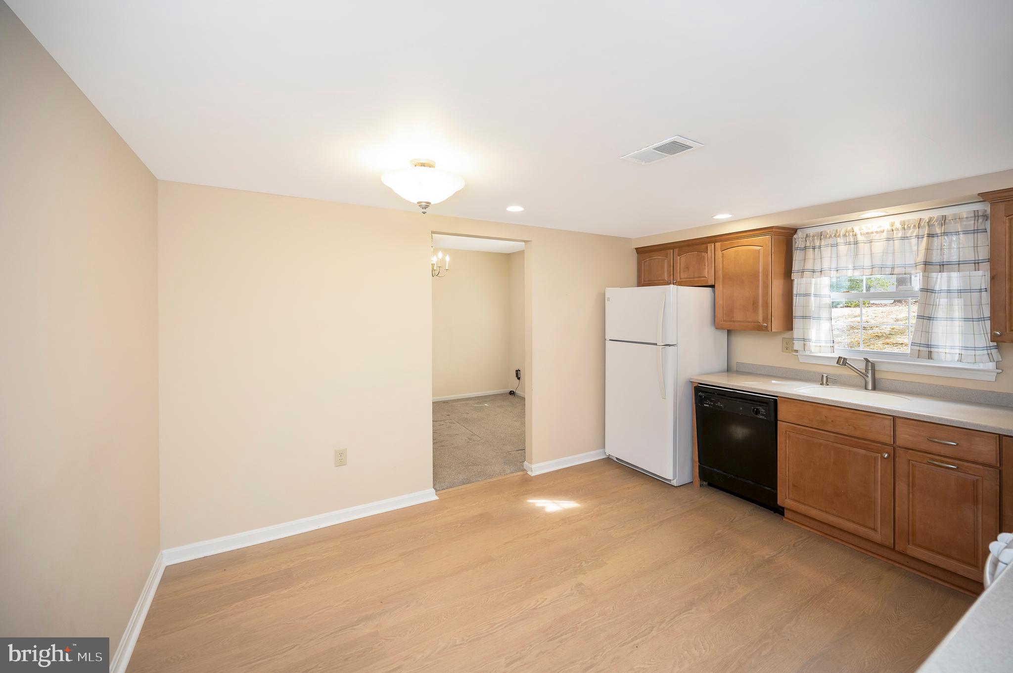 WAVERLY VILLAGE - Residential