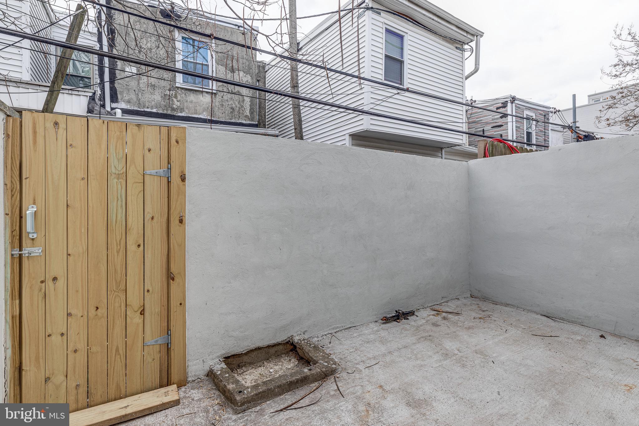 POINT BREEZE - Residential