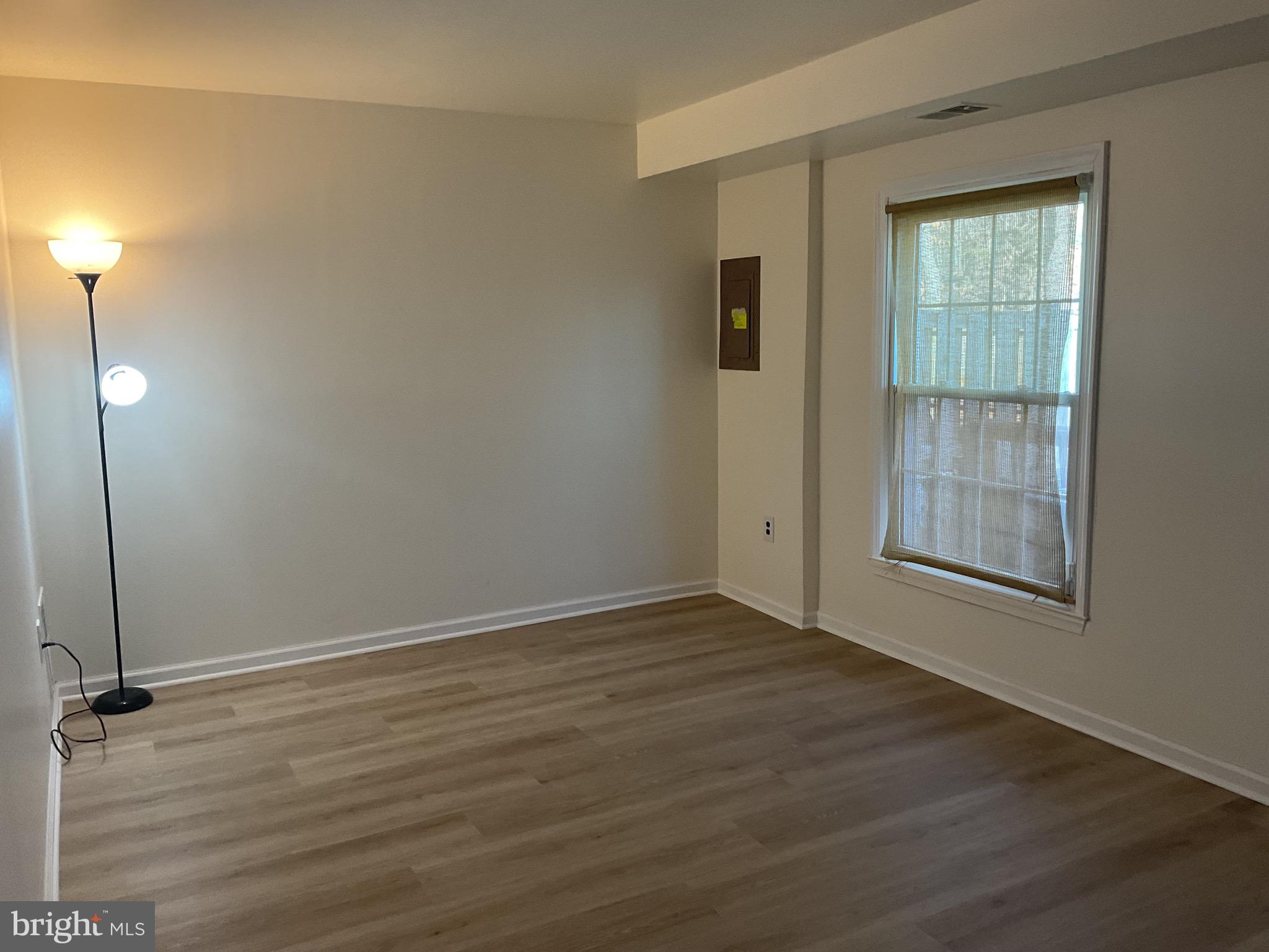 PINEWOOD HILL - Residential