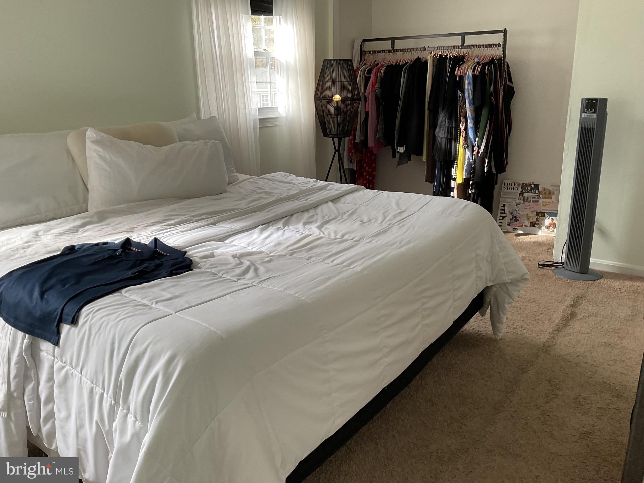 PINEWOOD HILL - Residential