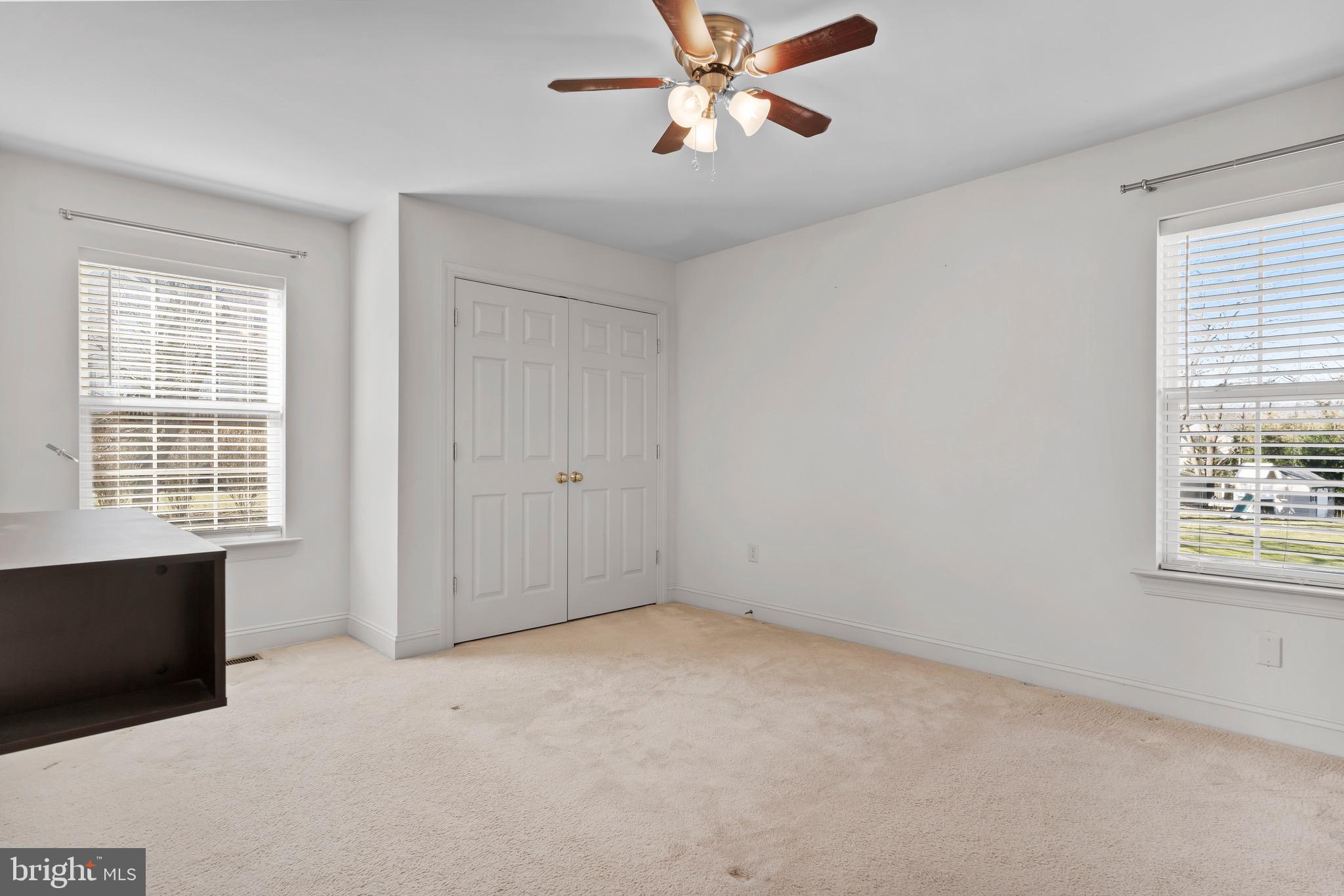 WINDY HEIGHTS - Residential