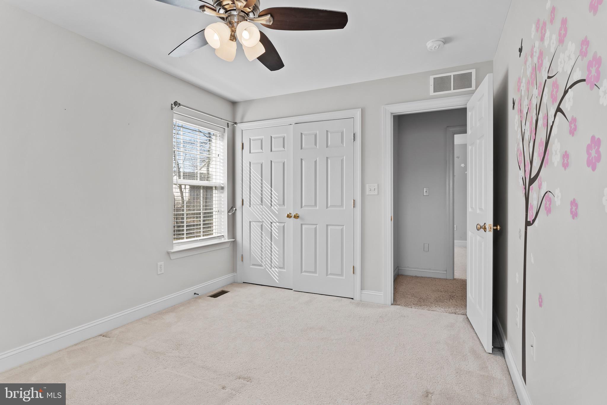 WINDY HEIGHTS - Residential