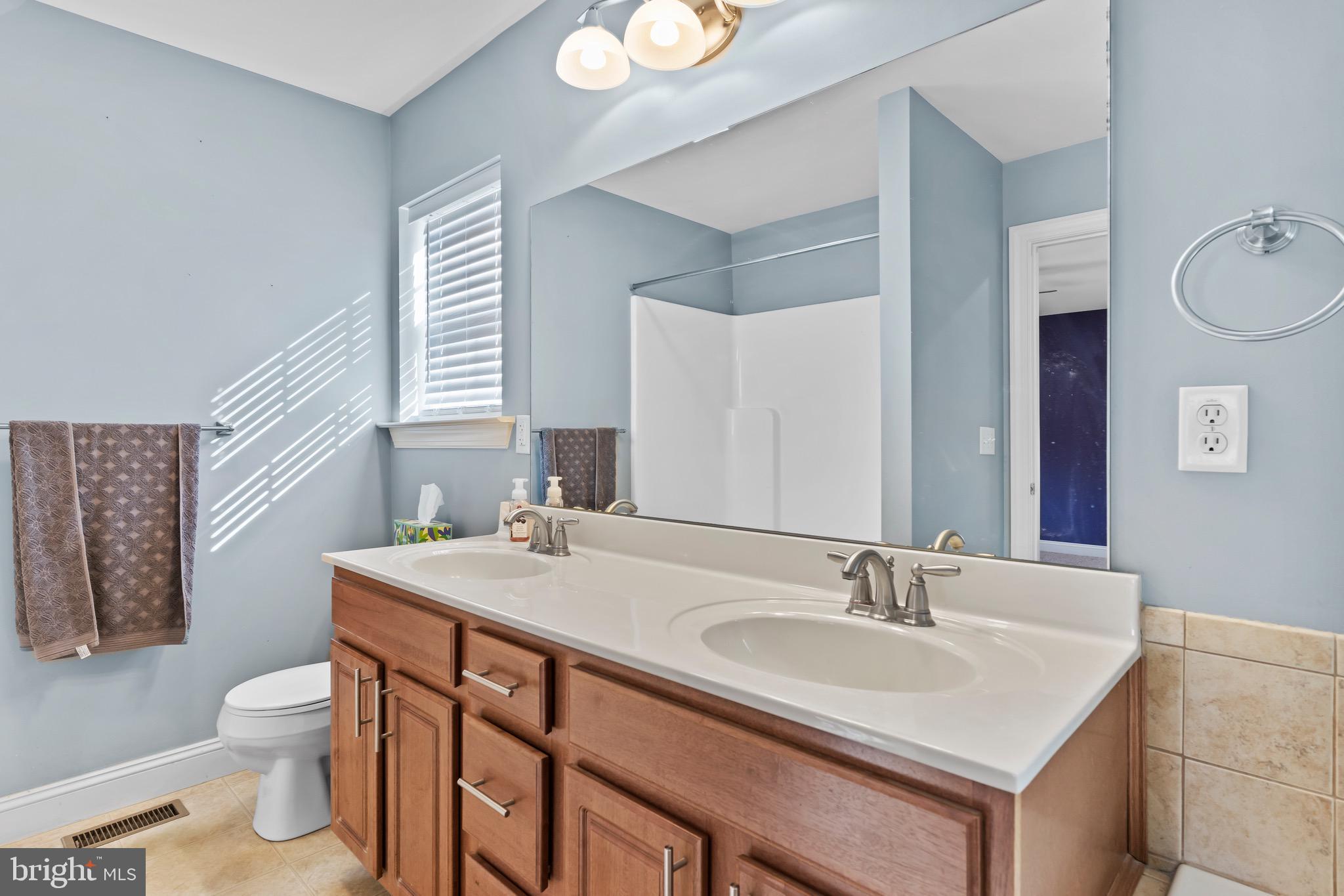 WINDY HEIGHTS - Residential