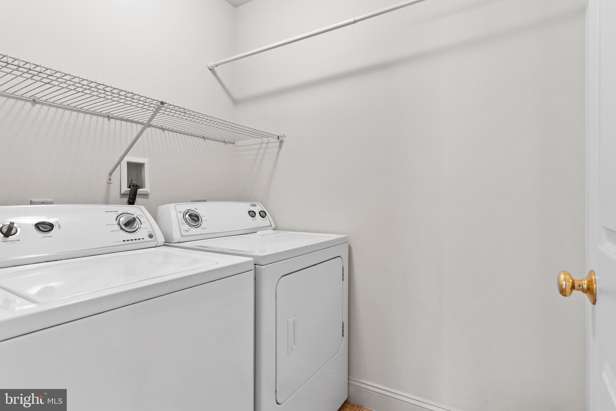 WINDY HEIGHTS - Residential