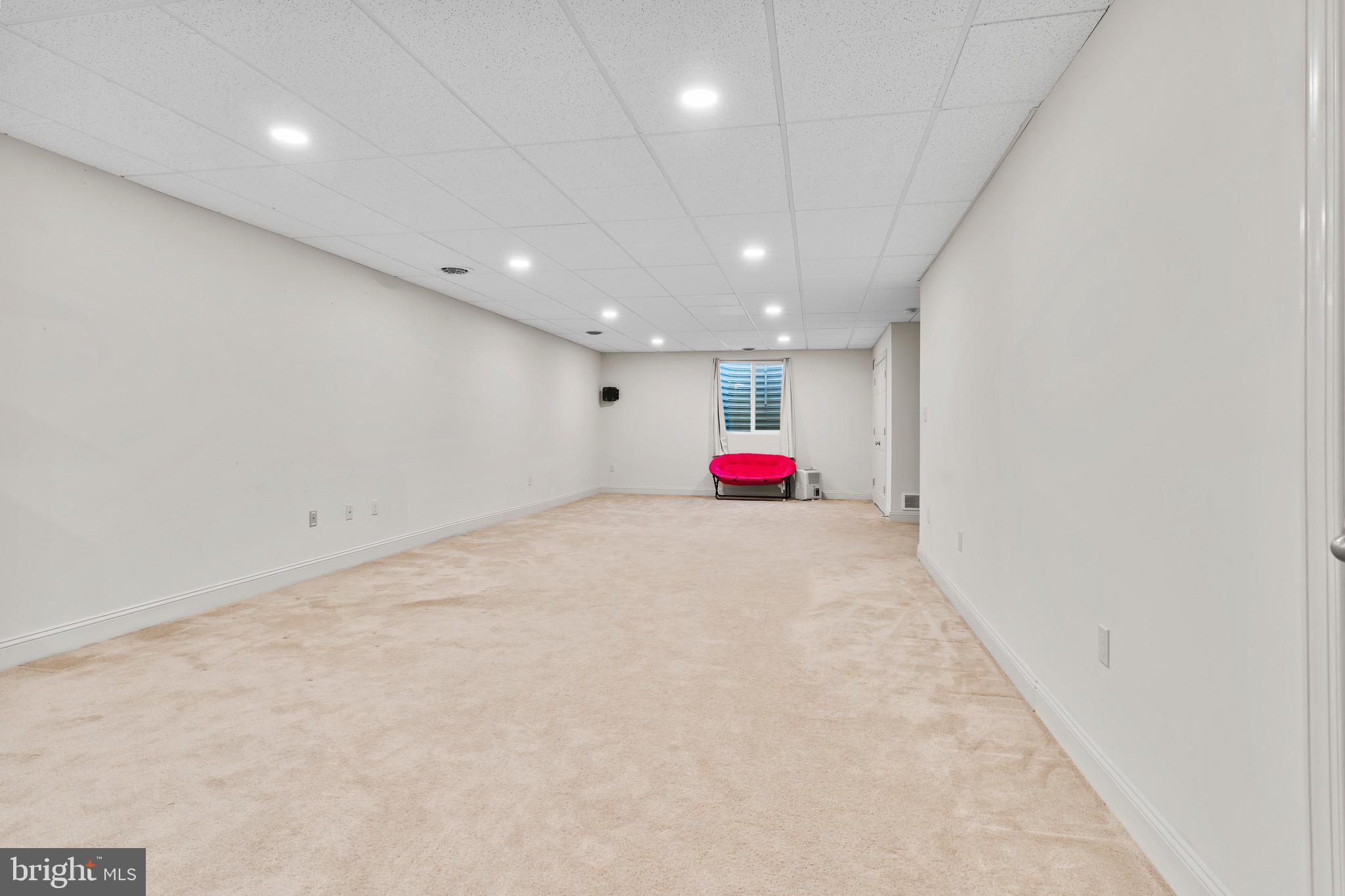 WINDY HEIGHTS - Residential