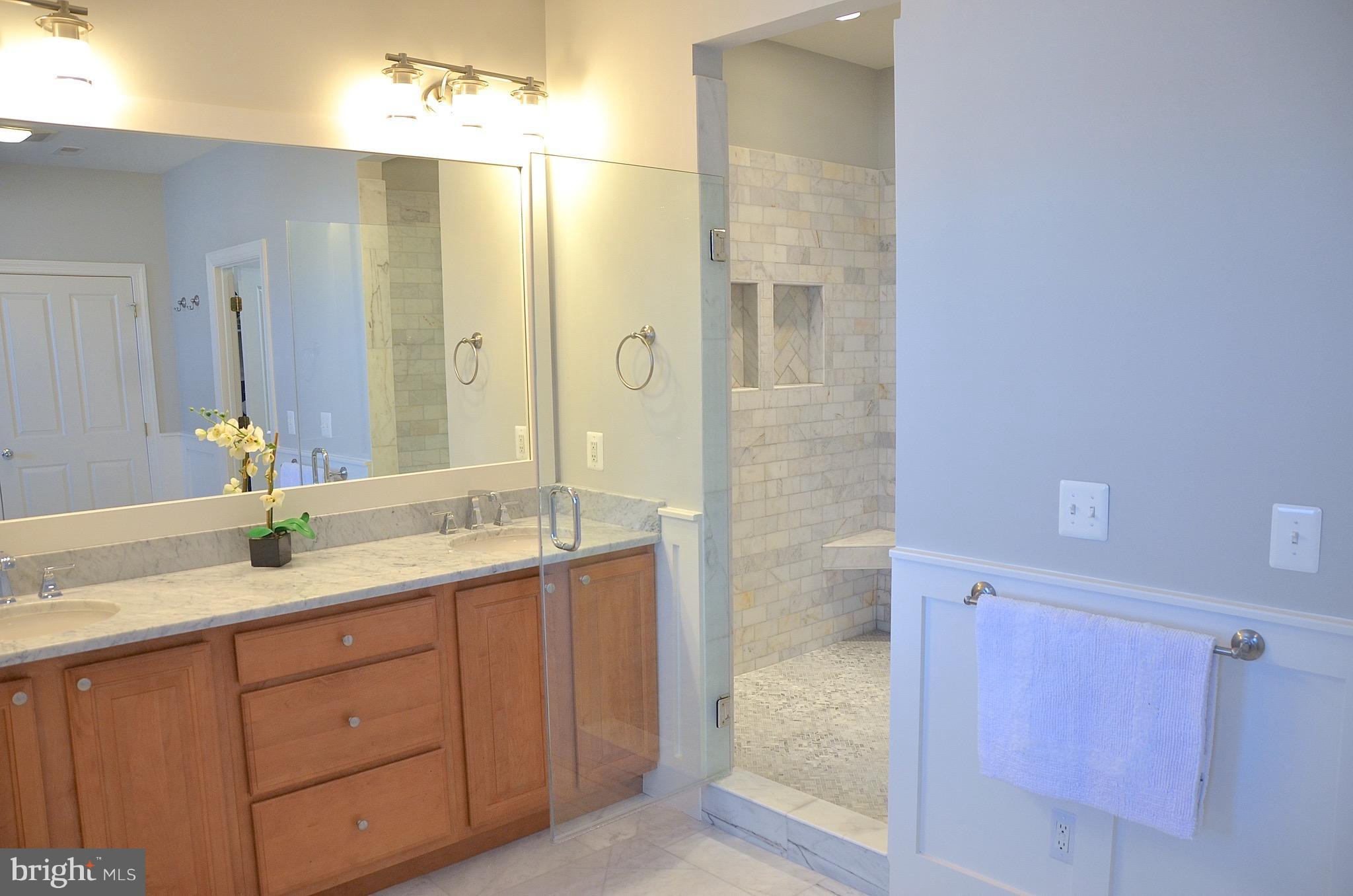 LOCH HAVEN - Residential