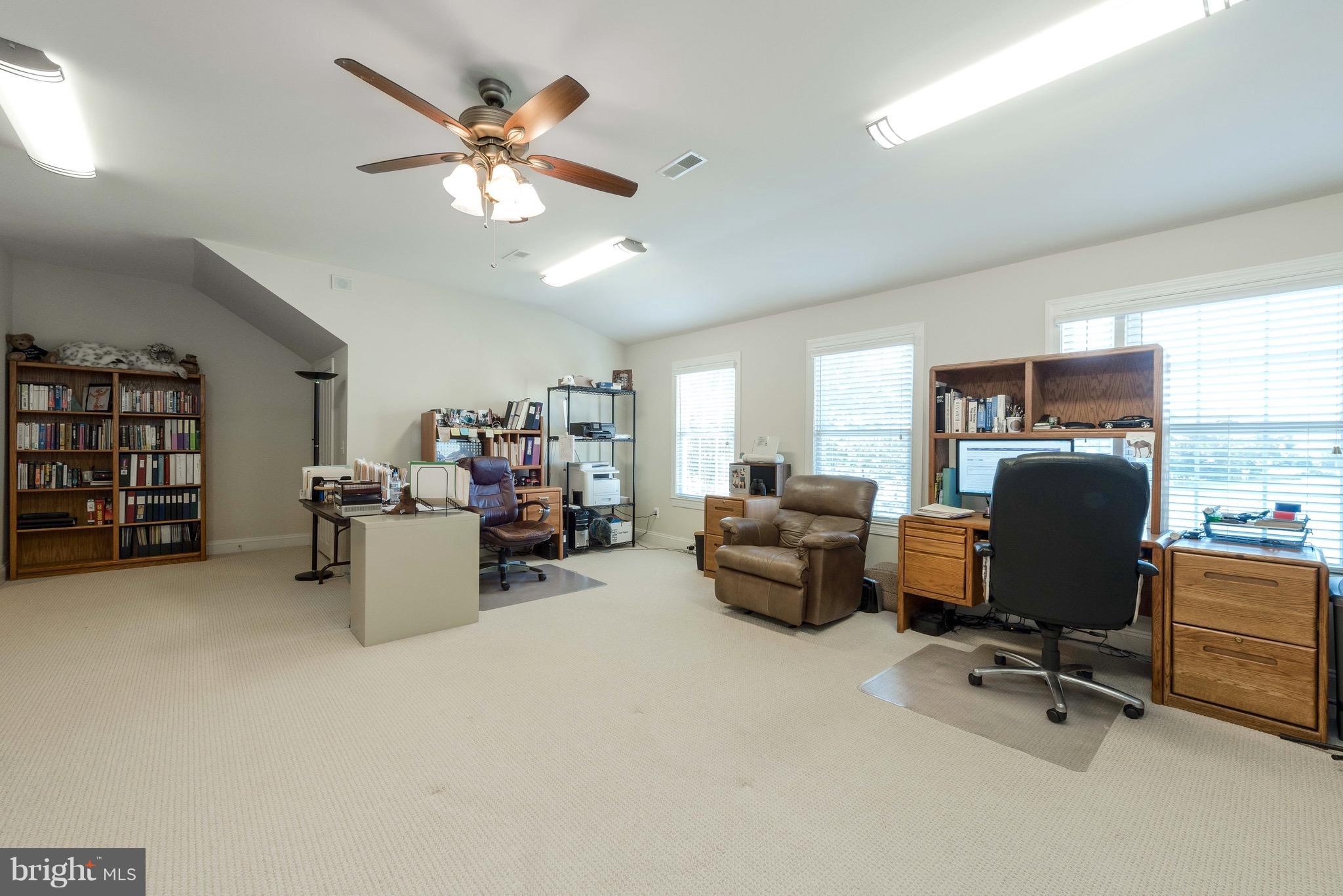 LOCH HAVEN - Residential