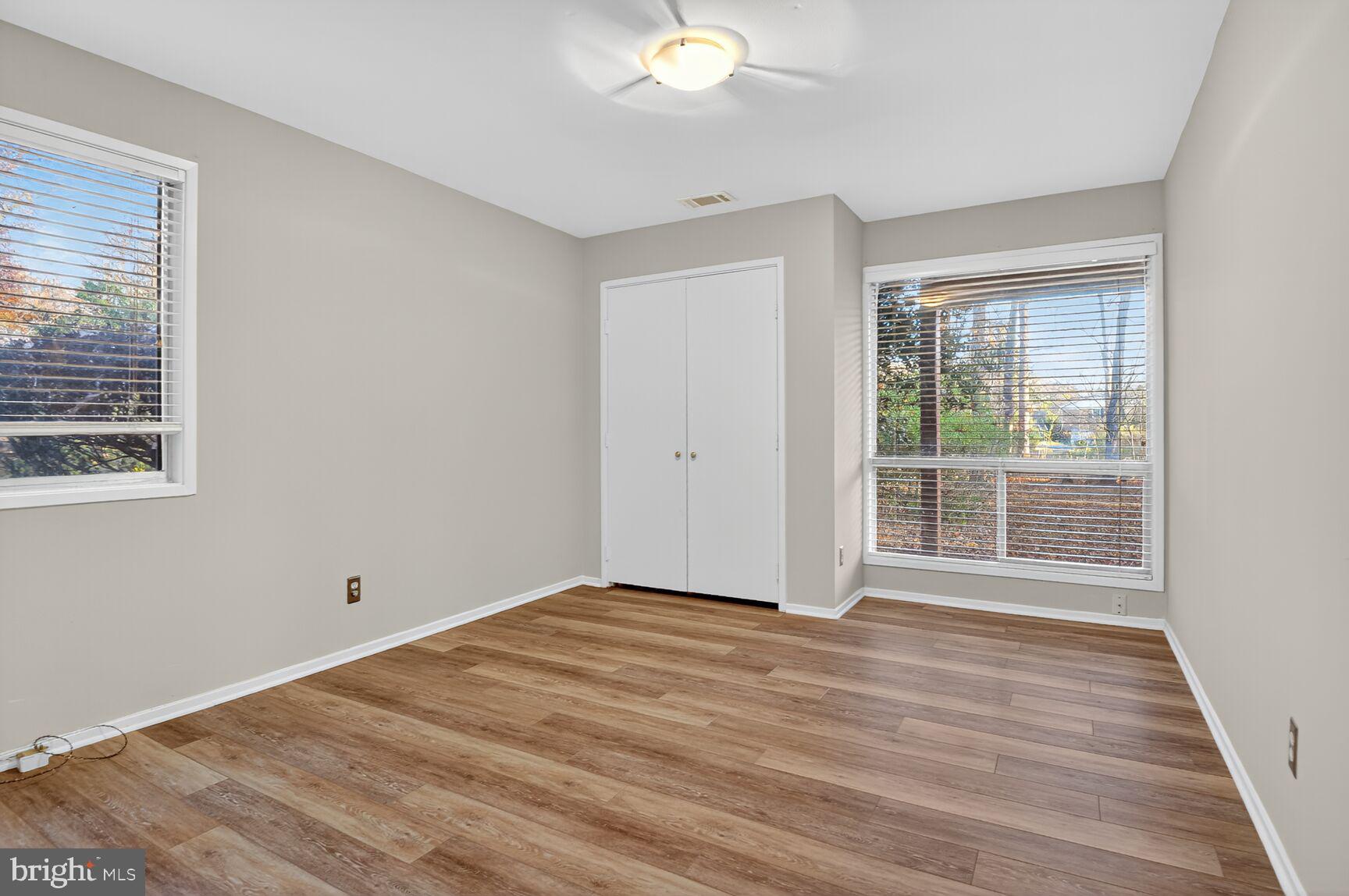 FOXVALE - Residential