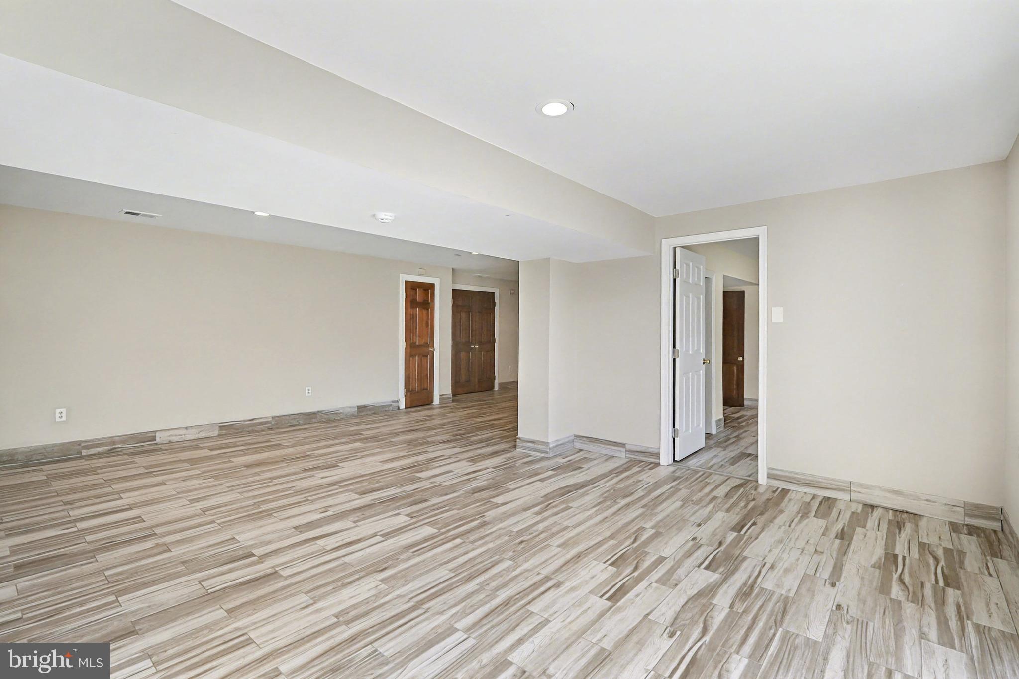 HERITAGE HILLS - Residential Lease