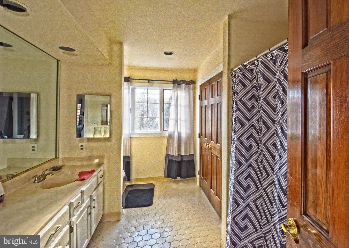 HERITAGE HILLS - Residential Lease