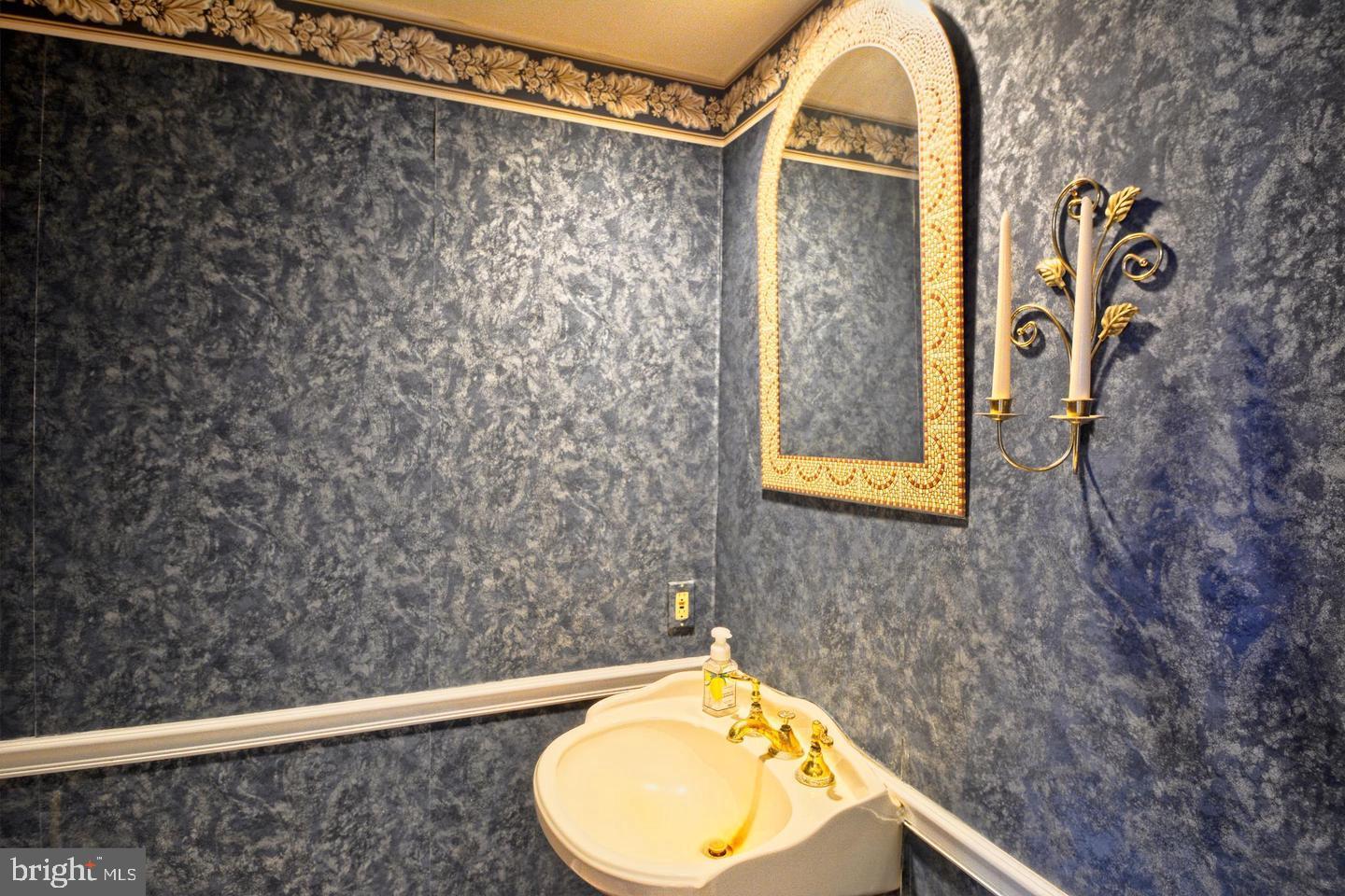 HERITAGE HILLS - Residential Lease